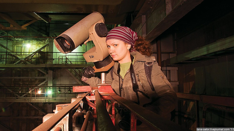 Illustration for article titled This Girl Snuck Into a Russian Military Rocket Factory
